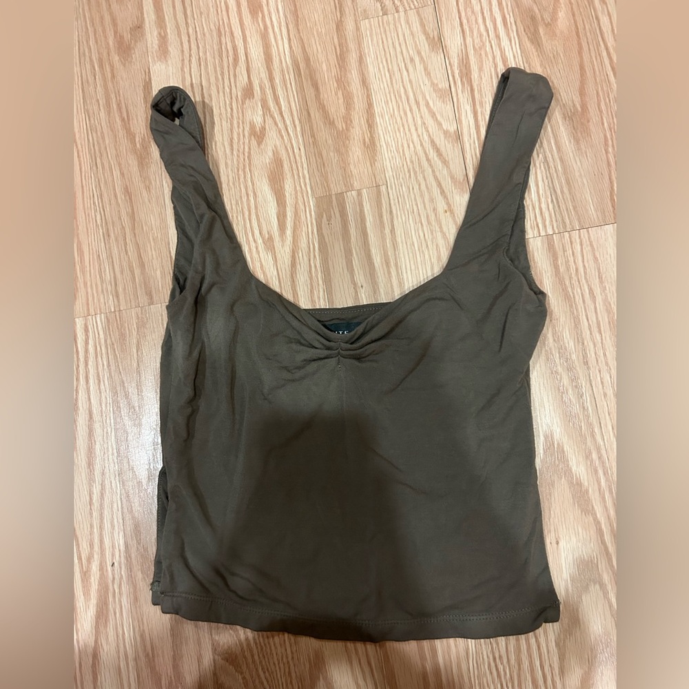 White Fox Brown Tank
